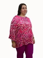 Blusa asimétrica hojas rosa fucsia - Talla 54 - Imagen 2