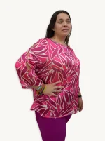 Blusa asimétrica hojas rosa fucsia - Talla 54 - Imagen 3