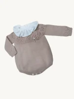 Ranita de Bebé de Punto Otoño-Invierno | Pelele de Lanita con Cuello Volante
