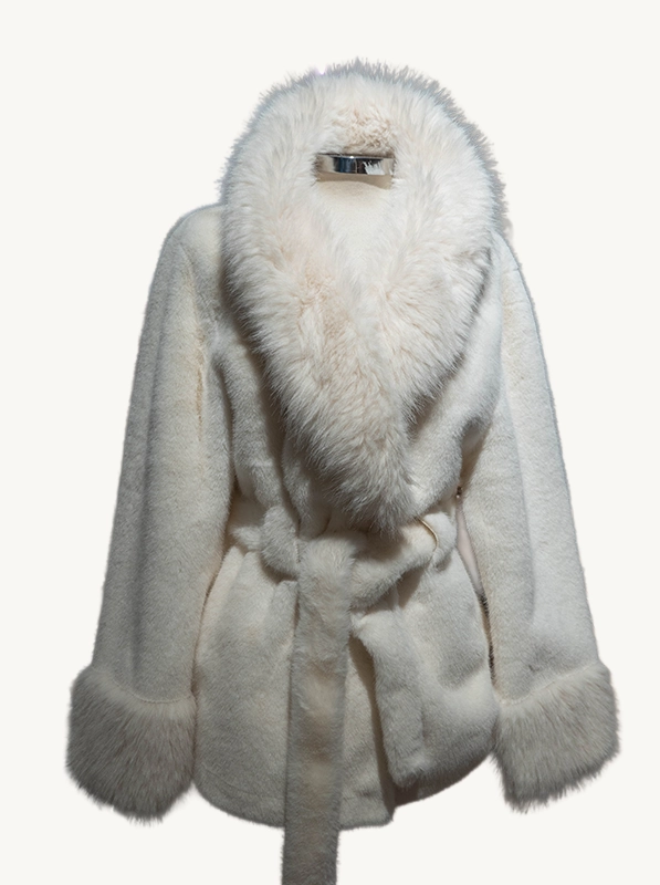 Abrigo de Pelo Elegante con Cuello de Solapa y Cinturón