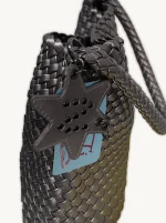 Bolso Mediano Trenzado Gris Plomo y Marrón - Imagen 2